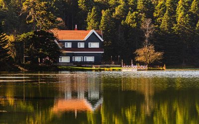 Hosting Fall Gatherings in Your Barndominium – Tips for Entertaining